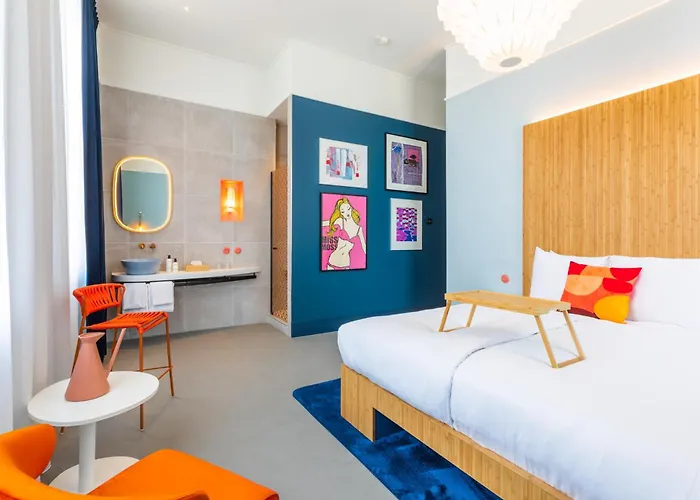Vie Via - Your Hotel